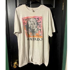 W.W.D.D Dolly Parton Tee